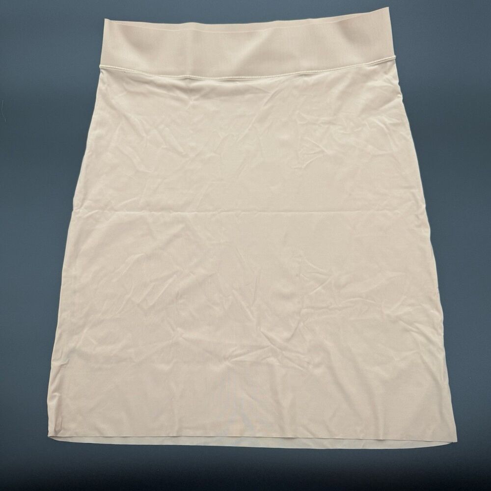 SOMA Light Shape Slip Skirt Size Medium M Shapewear Women’s Body wear